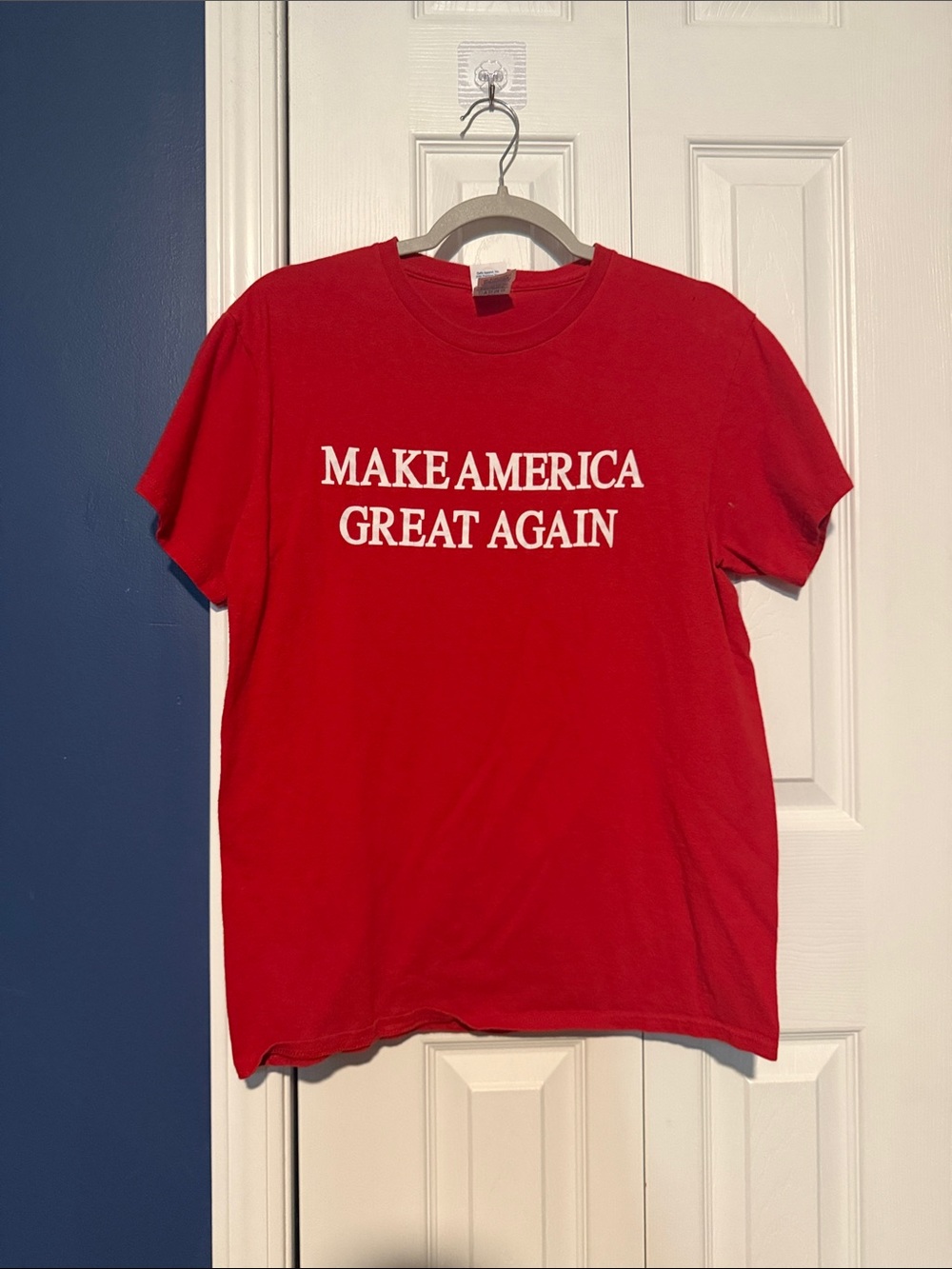 Delta Red Short-Sleeve 'MAKE AMERICA GREAT AGAIN' Graphic Tee